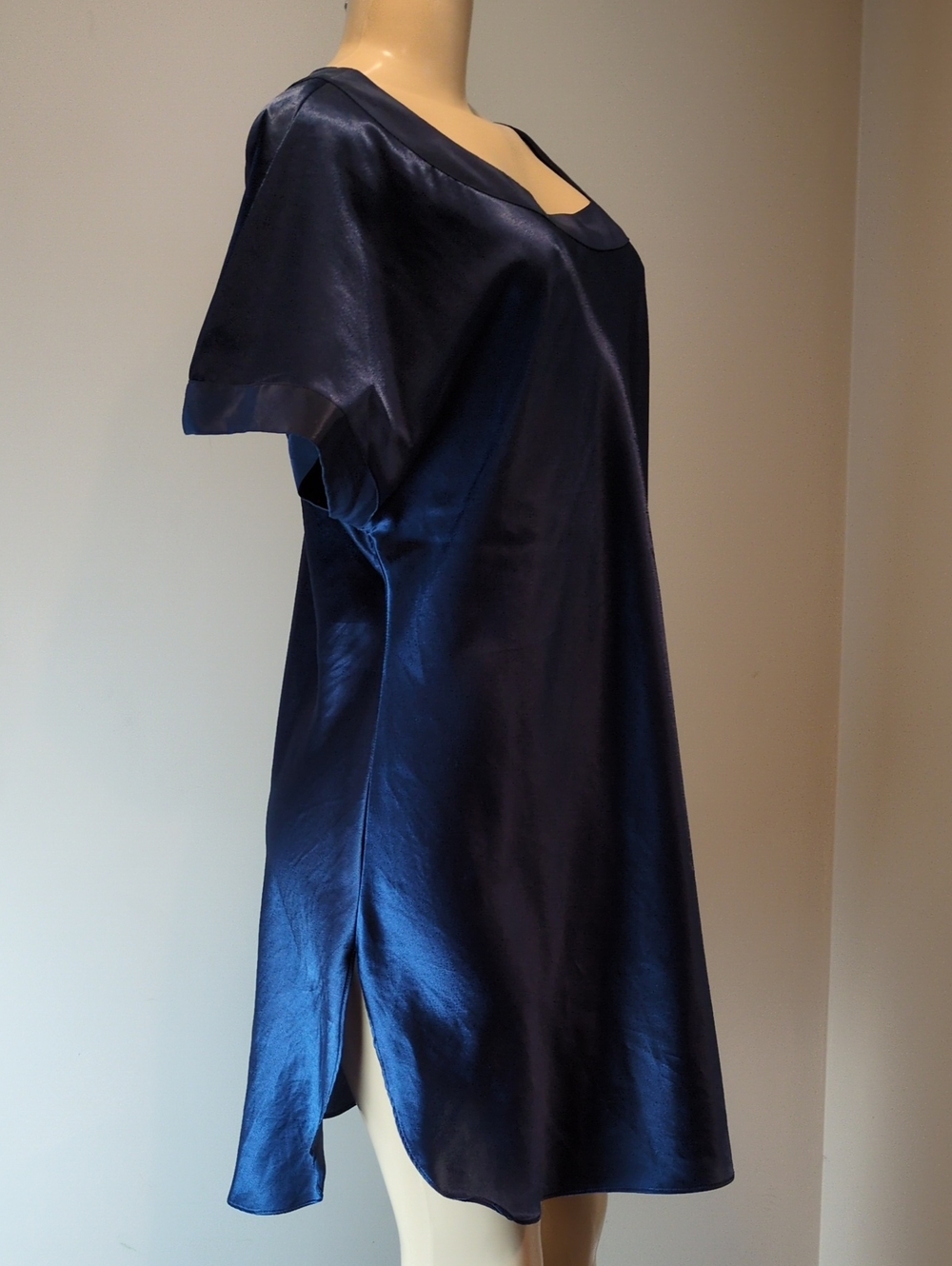 Victoria's Secret Gold Label Vintage Navy Blue Satin Modest Nightgown Med/Large